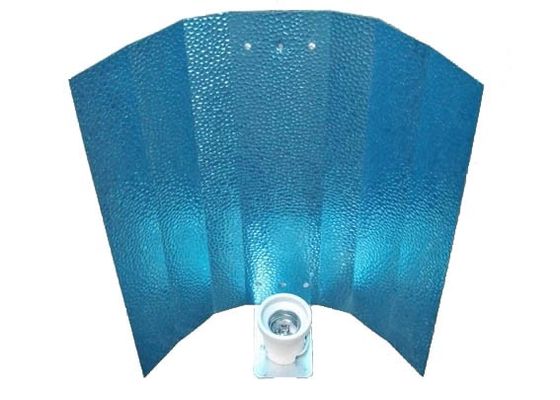 Aile dégrossie par double 265V de refroidissement à l'air de prise de Max Airflow Grow Light Reflectors