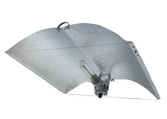 Taille facultative de couverture large élever les réflecteurs légers Wing Plant Lighting réglable